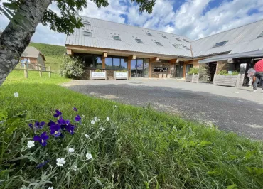 Gîte d'étape à Prat de Bouc - Plomb du Cantal