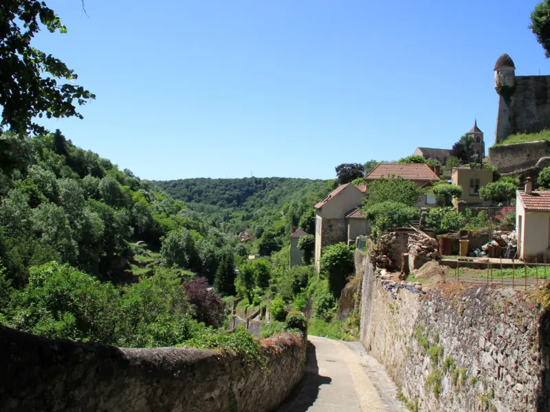 Panorama sur le Morvan à Avallon