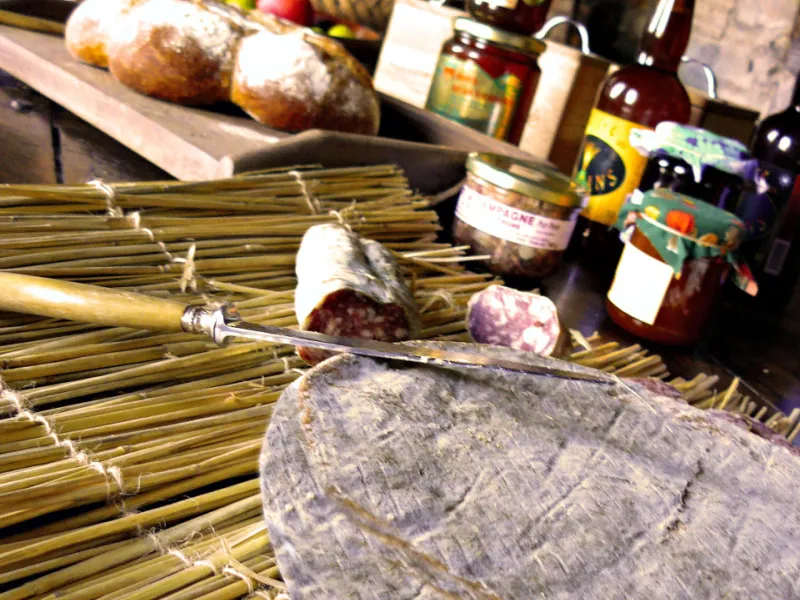 Dégustation de Saint-Nectaire et autres produits locaux