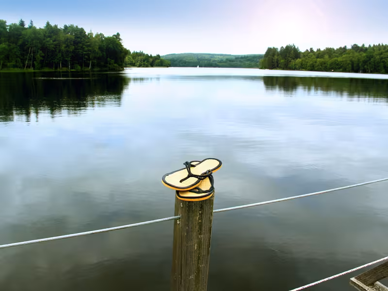 Le lac des Settons au cœur du Morvan 
