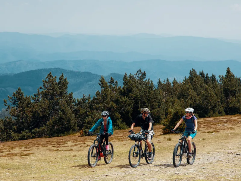 La GTMC à VTT au sommet du Mont Aigoual