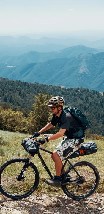 Ascension du Mont Aigoual à VTT