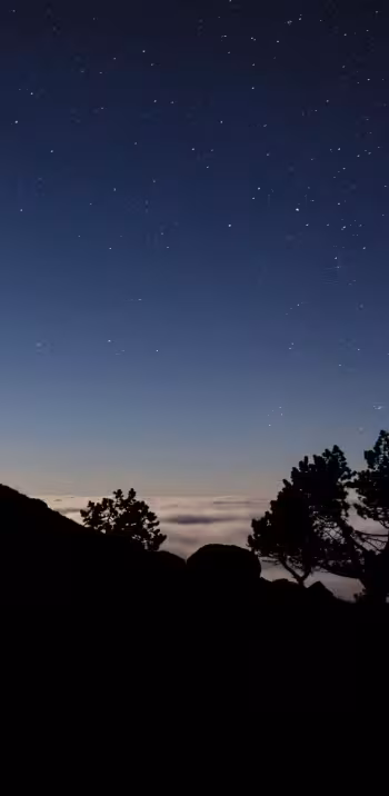 Ciel étoilé depuis le sommet du Mont Aigoual