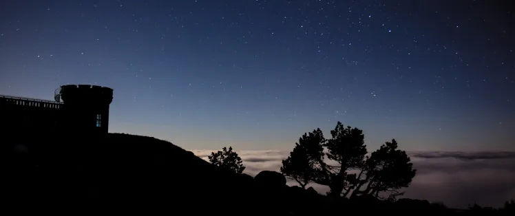 Ciel étoilé depuis le sommet du Mont Aigoual