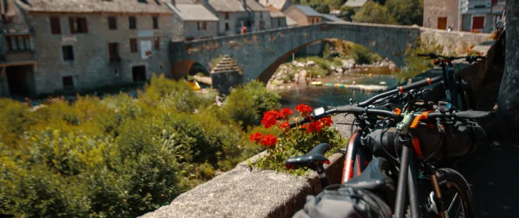 Arrivée au pont de Montvert sur la GTMC