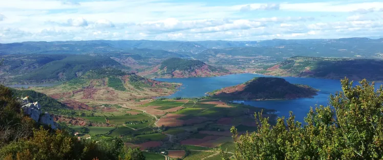 Le lac de Salagou depuis Liausson