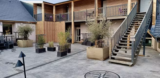 Terrasse, accès chambre