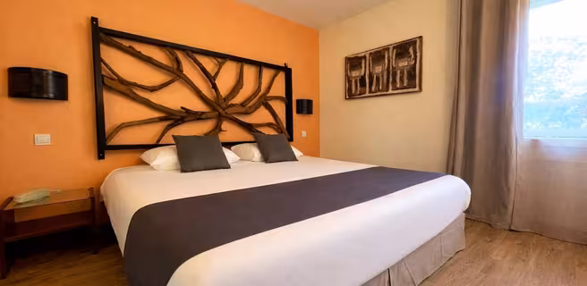 2026_Hôtel Les Grenadines