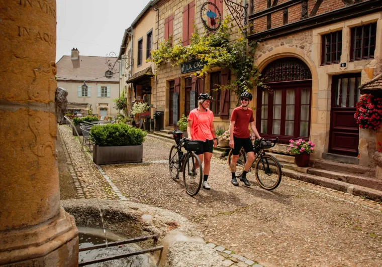 2 gravels dans les rues de Bourbon-Lancy