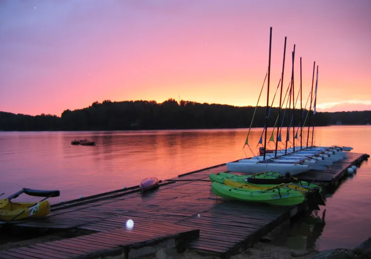 Coucher de soleil au lac des Settons